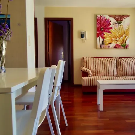 Cl Palmeira 4 Apartman